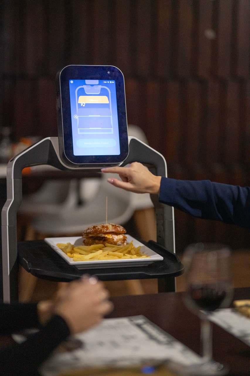 Robot cameriere Foodora